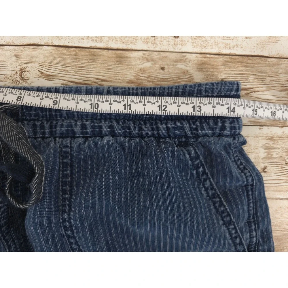 J Crew 2.5 Inseam Mid Rise Striped Drawstring Lyocell Soft Blue Shorts Womens XS